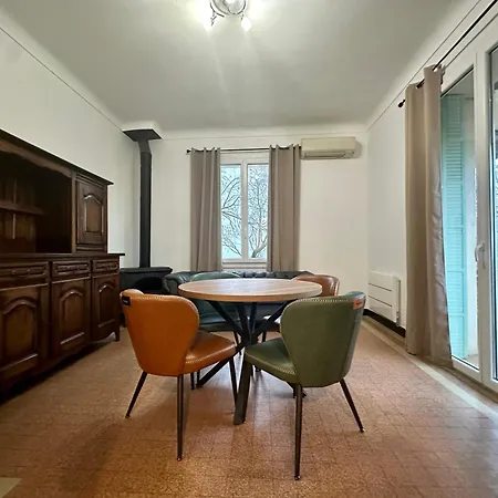 Apartamento Tassigny A Parking Et Terrasse *