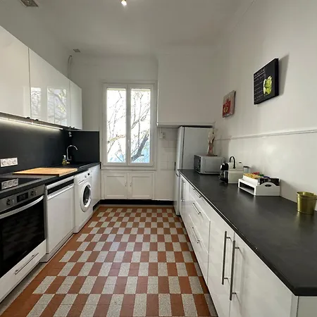 Apartamento Tassigny A Parking Et Terrasse
