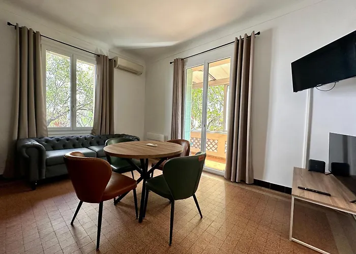 Tassigny à Parking Et Terrasse Appartement *