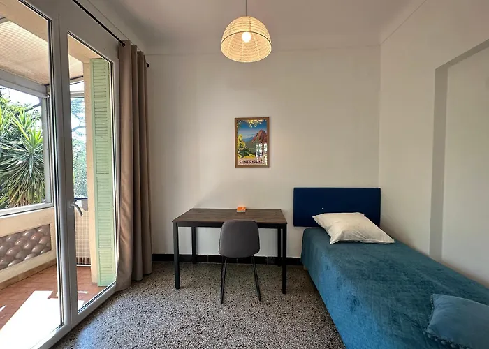 Appartement Tassigny à Parking Et Terrasse Fréjus