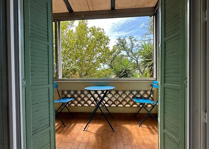 Apartment Tassigny A Parking Et Terrasse